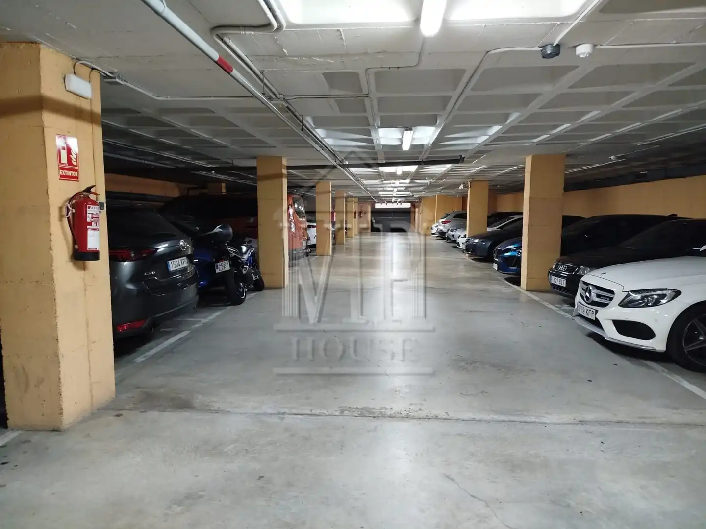 Parking of Flat for sale in Badalona  with Heating, Storage room and Furnished