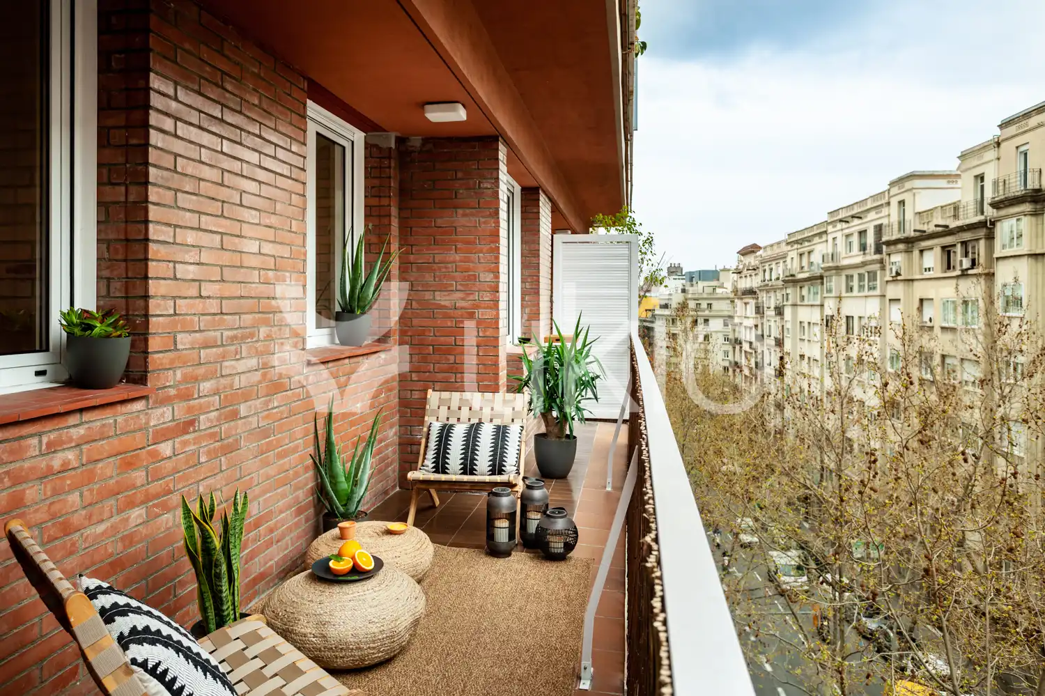 Terrasse von Wohnungen zum Verkauf in  Barcelona Capital mit Klimaanlage, Heizung und Abstellraum