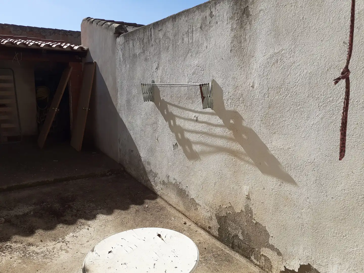 Exterior view of Houses for sale in Valenzuela de Calatrava  with Air Conditioner, Heating and Storage room