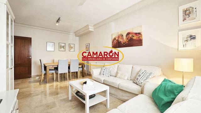 Casa adosada en Venta en La Puebla del Río