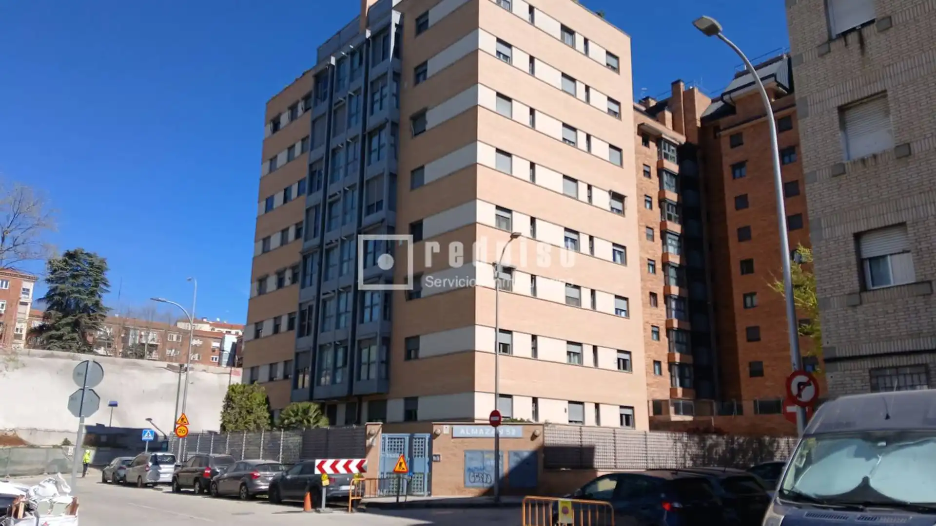 Vista exterior de Piso en venta en  Madrid Capital con Aire acondicionado, Jardín privado y Parquet