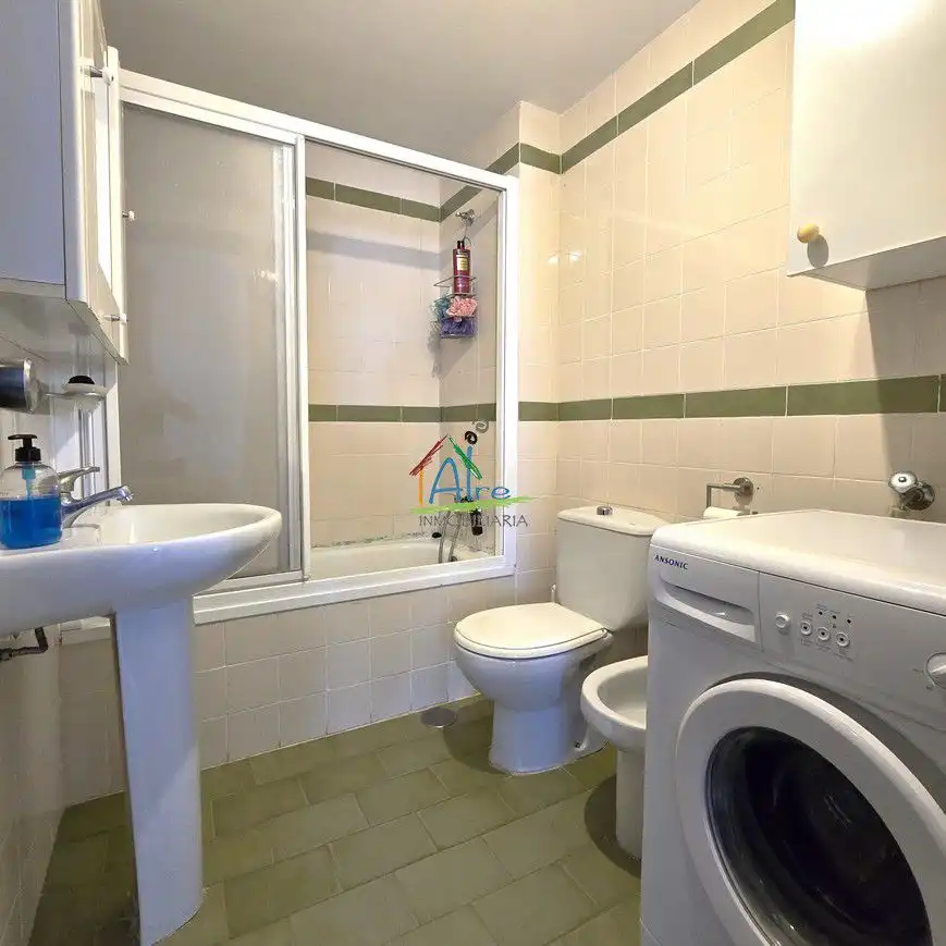 Badezimmer von Wohnung zum Verkauf in Almonte mit Klimaanlage, Terrasse und Gemeinschaftspool