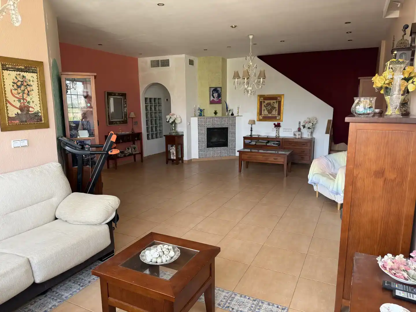 Sala d'estar de Casa o xalet en venda en Murcia amb Aire condicionat, Jardí privat i Traster