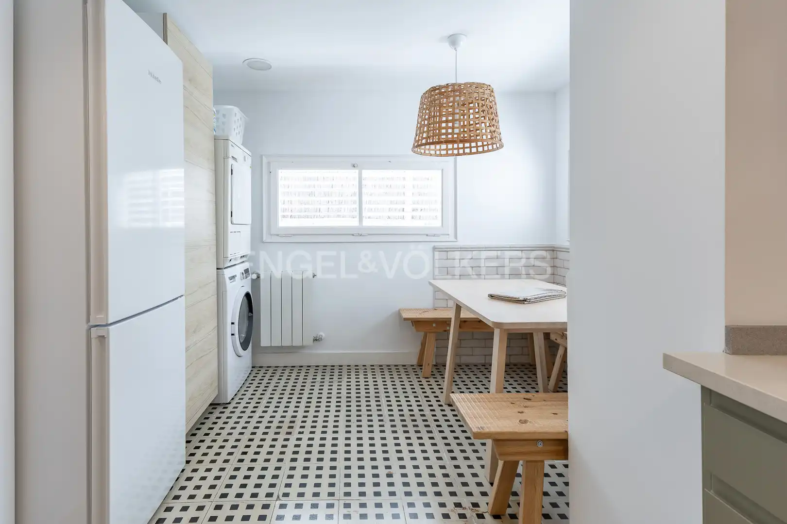 Cuina de Apartament de lloguer en Caldes d'Estrac amb Calefacció, Jardí privat i Terrassa