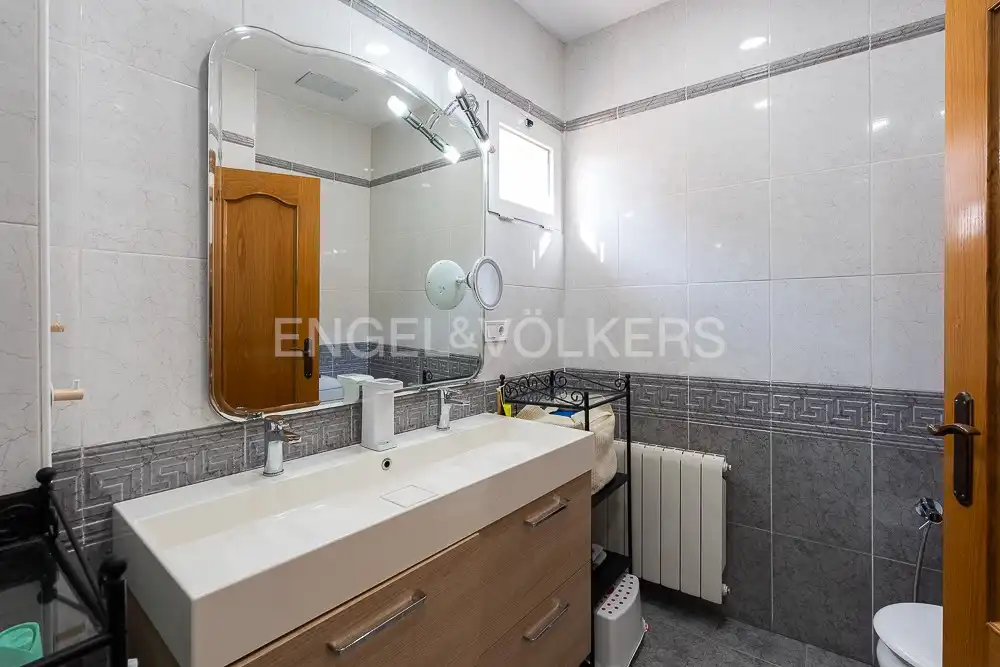 Baño de Casa o chalet en venta en Valencia con Aire acondicionado, Calefacción y Trastero