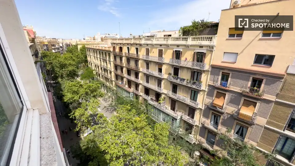 Flat with terrace to rent in Ciutat Vella, imagen 9