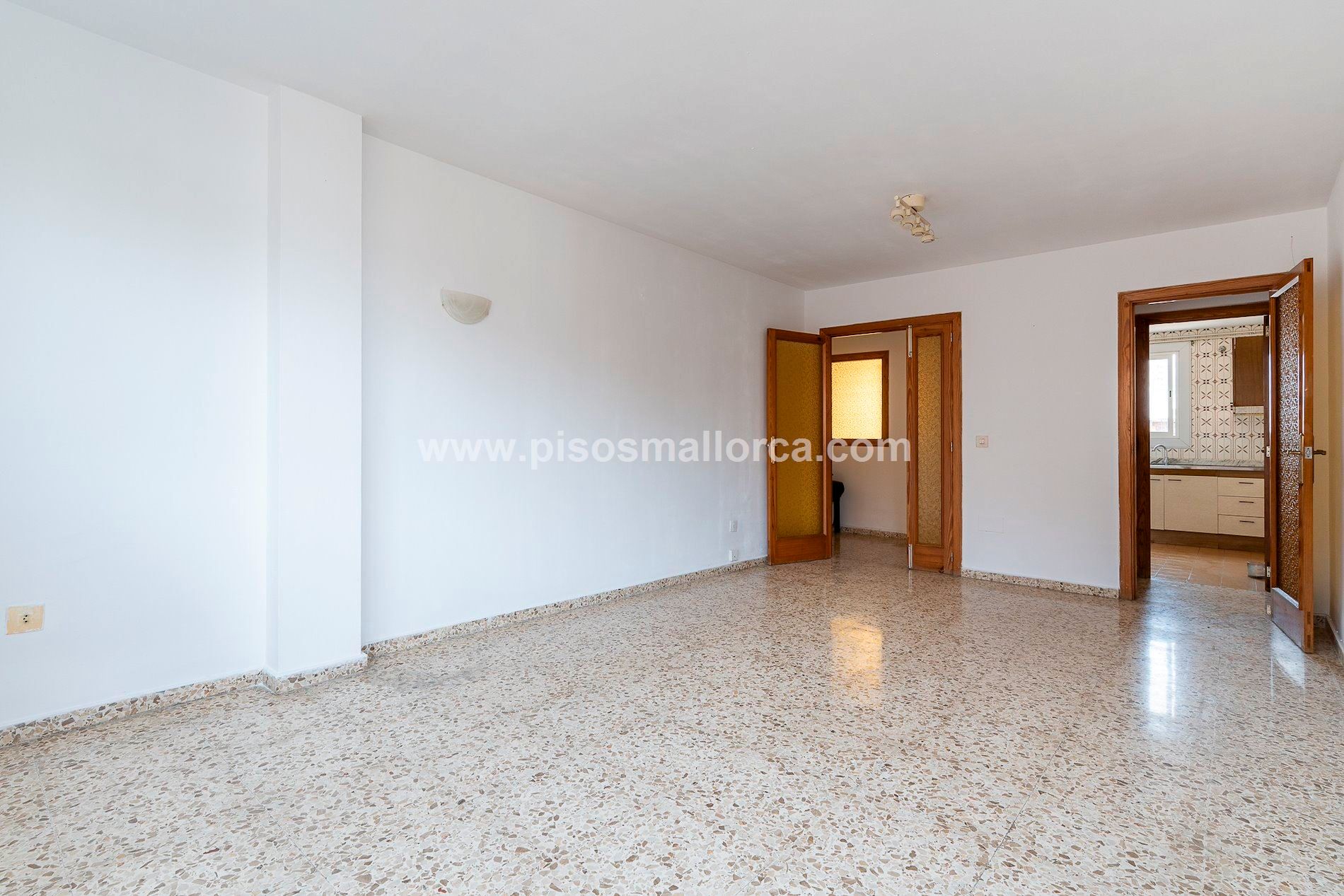 Flat for sale in  Palma de Mallorca  with Heating, Storage room and Balcony