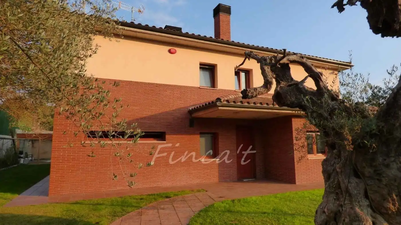 Vista exterior de Casa o xalet en venda en Moià amb Aire condicionat, Calefacció i Terrassa