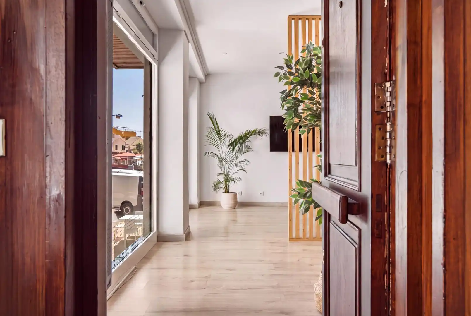 Business premises for sale in Calle de les Mestres d'Aixa, imagen 8