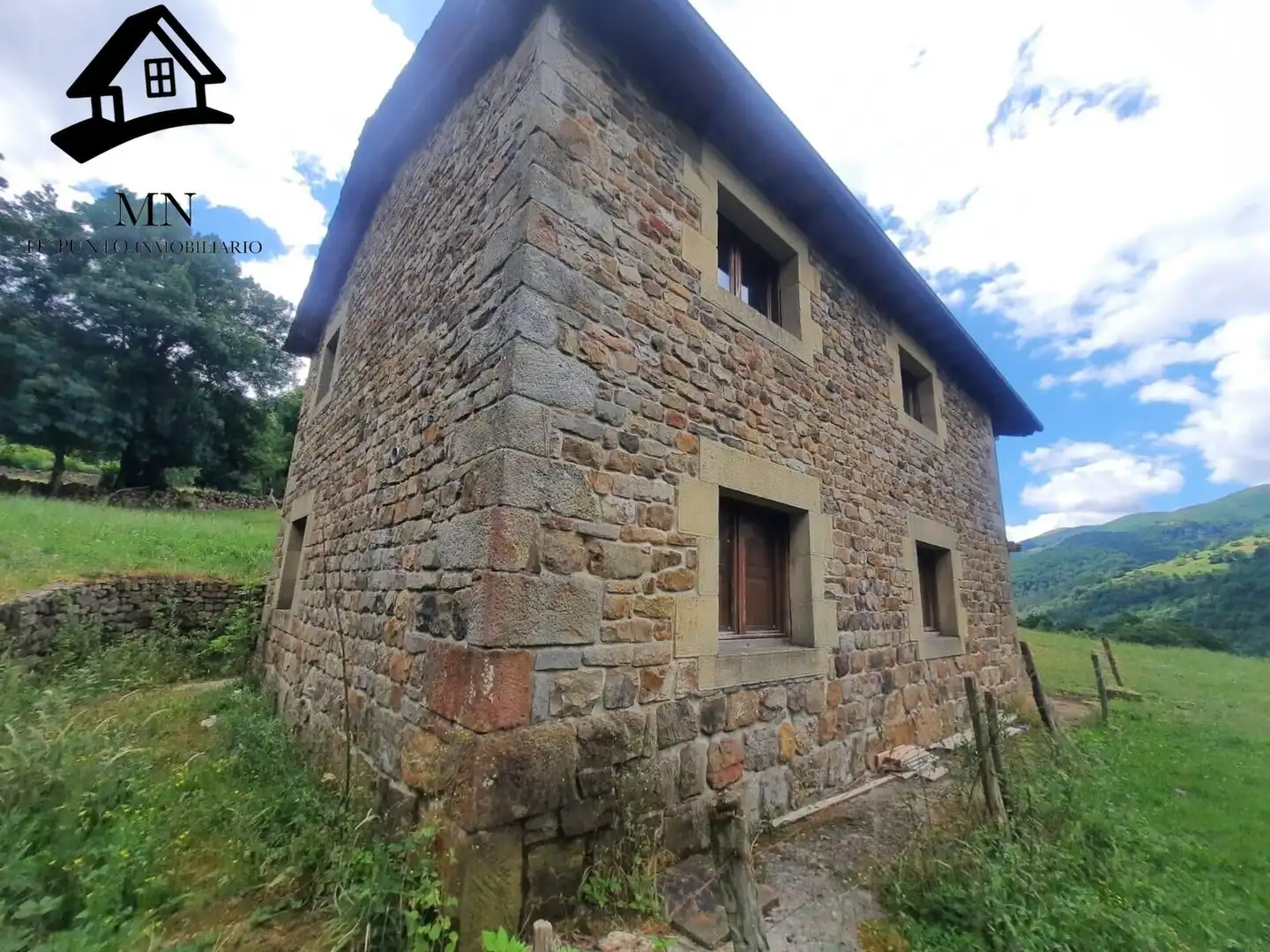 Casa rústica en venta en Vega de Pas, imagen 3