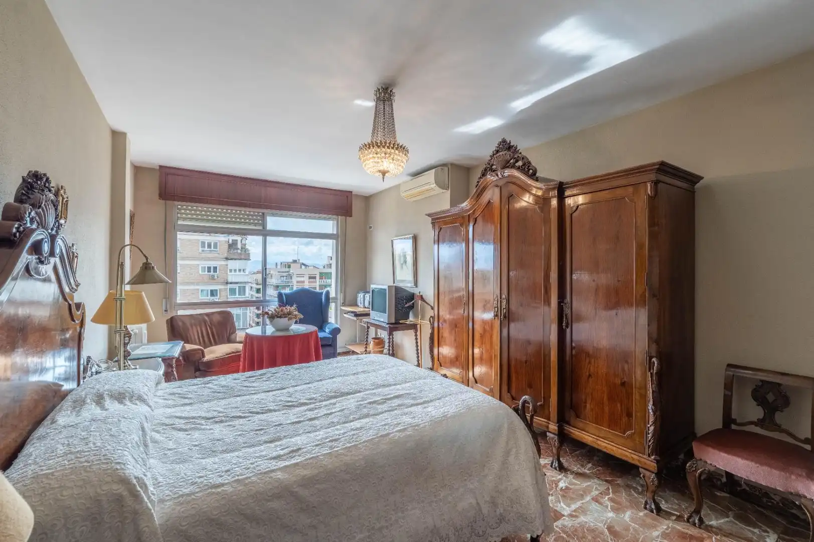 Habitación de Piso en venta en Granada con Terraza, Trastero y Balcón