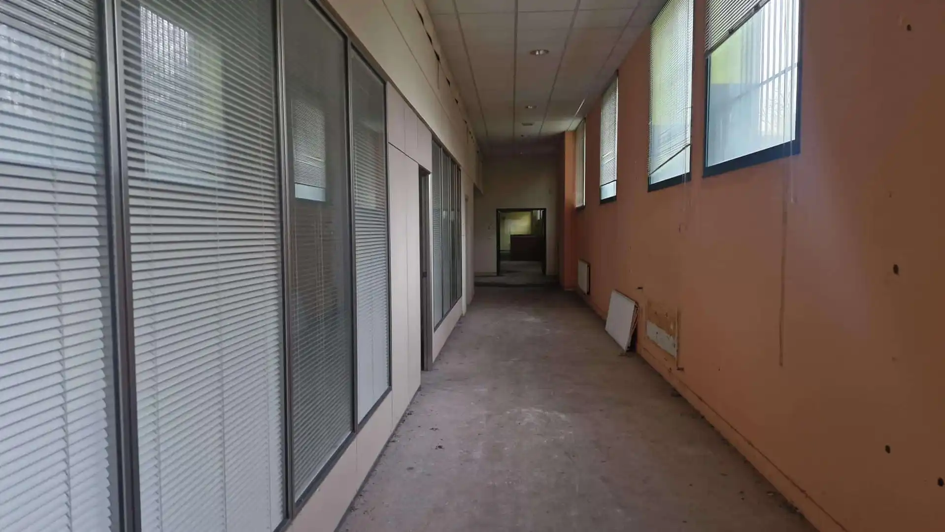 Locale commerciale in vendita a Rúa Pedregal, imagen 17