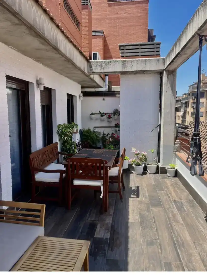 Terrassa de Pis en venda en  Madrid Capital amb Piscina