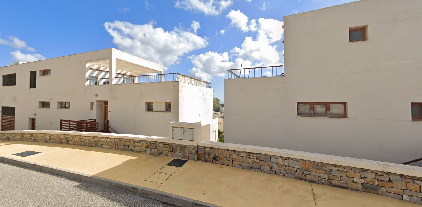 Vista exterior de Piso en venta en Marbella con Aire acondicionado y Piscina comunitaria