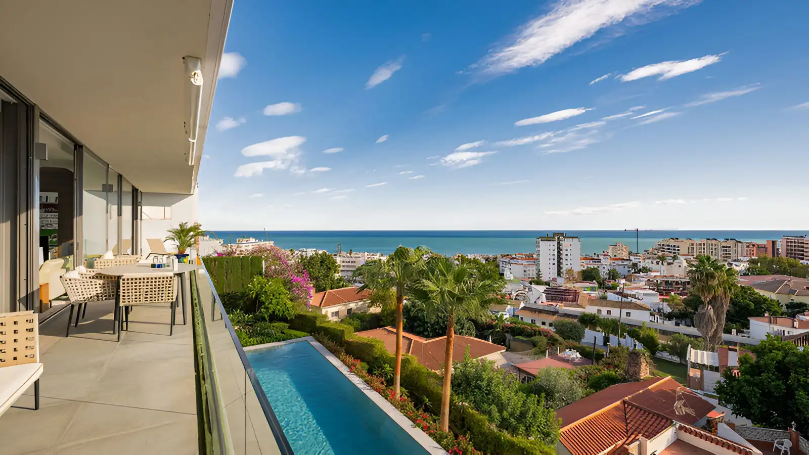 Exterior view of Houses for sale in Torremolinos  with Air Conditioner, Private garden and Terrace