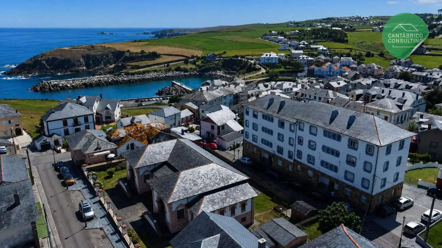 Außenansicht von Wohnung zum Verkauf in Navia mit Möbliert