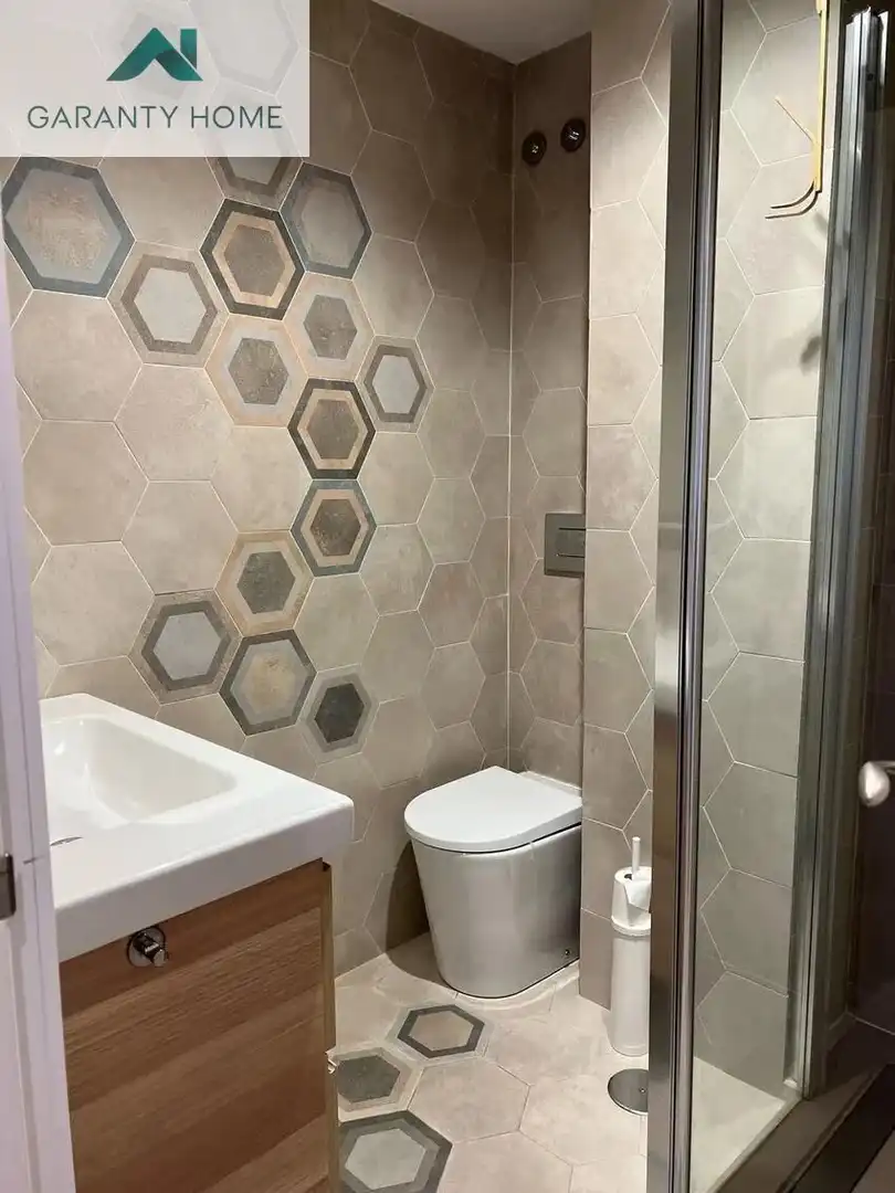 Bany de Pis de lloguer en Málaga amb Aire condicionat, Moblat i Balcó
