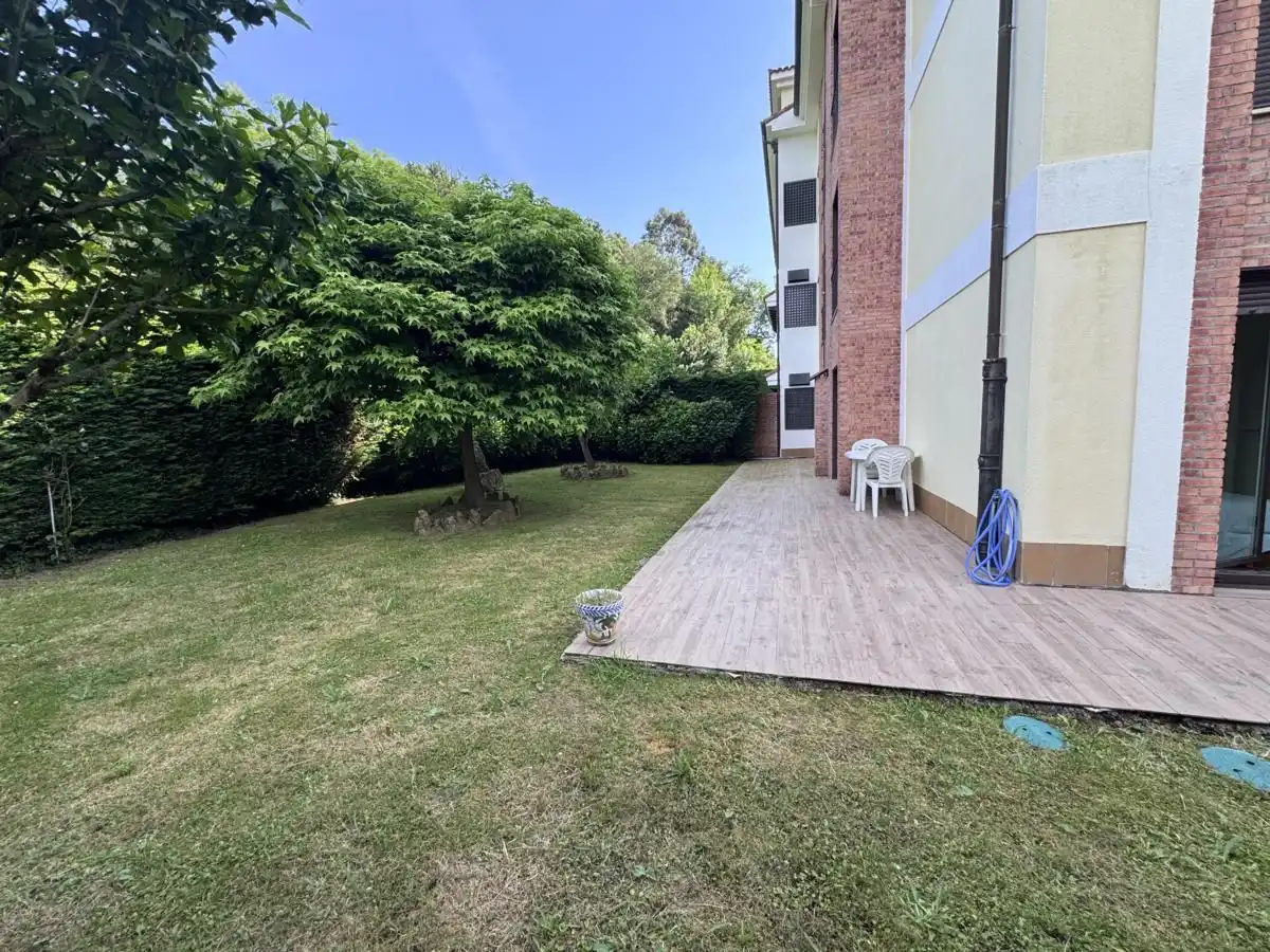 Terrasse von Wohnung zum Verkauf in Llanes mit Heizung, Privatgarten und Terrasse