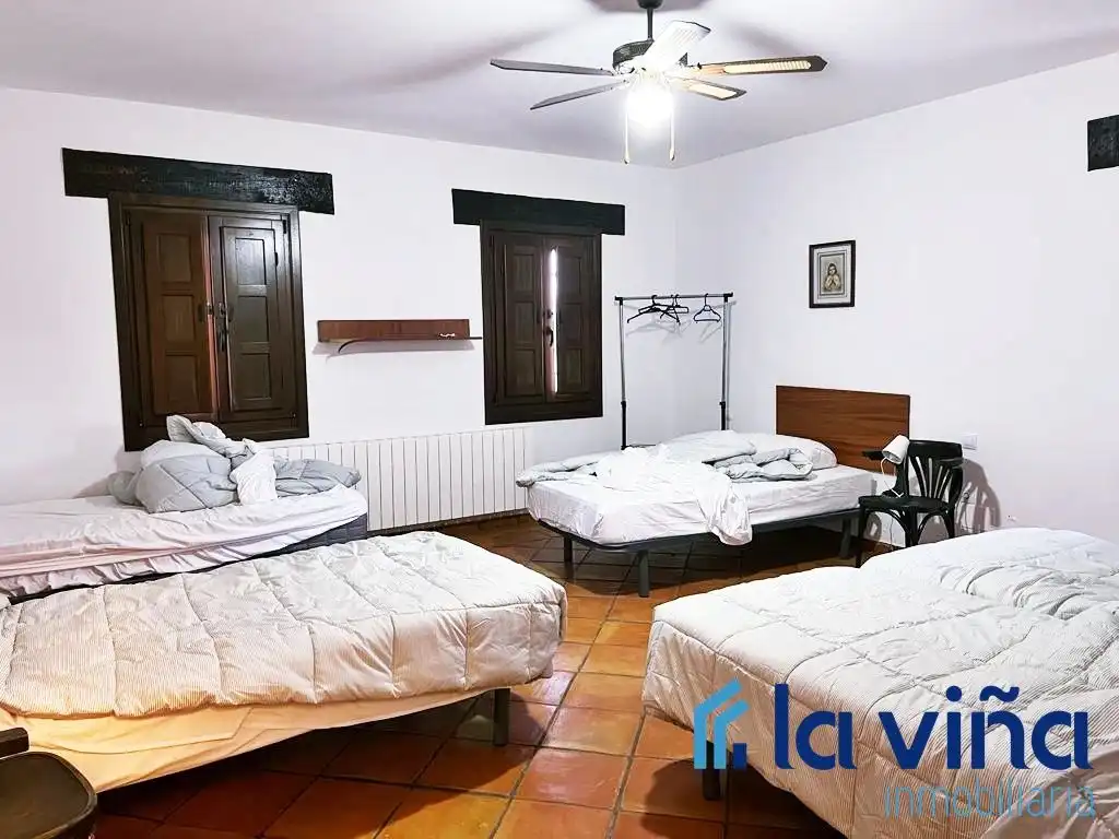 Habitación de Casa o chalet en venta en Málaga con Jardín privado, Terraza y Trastero