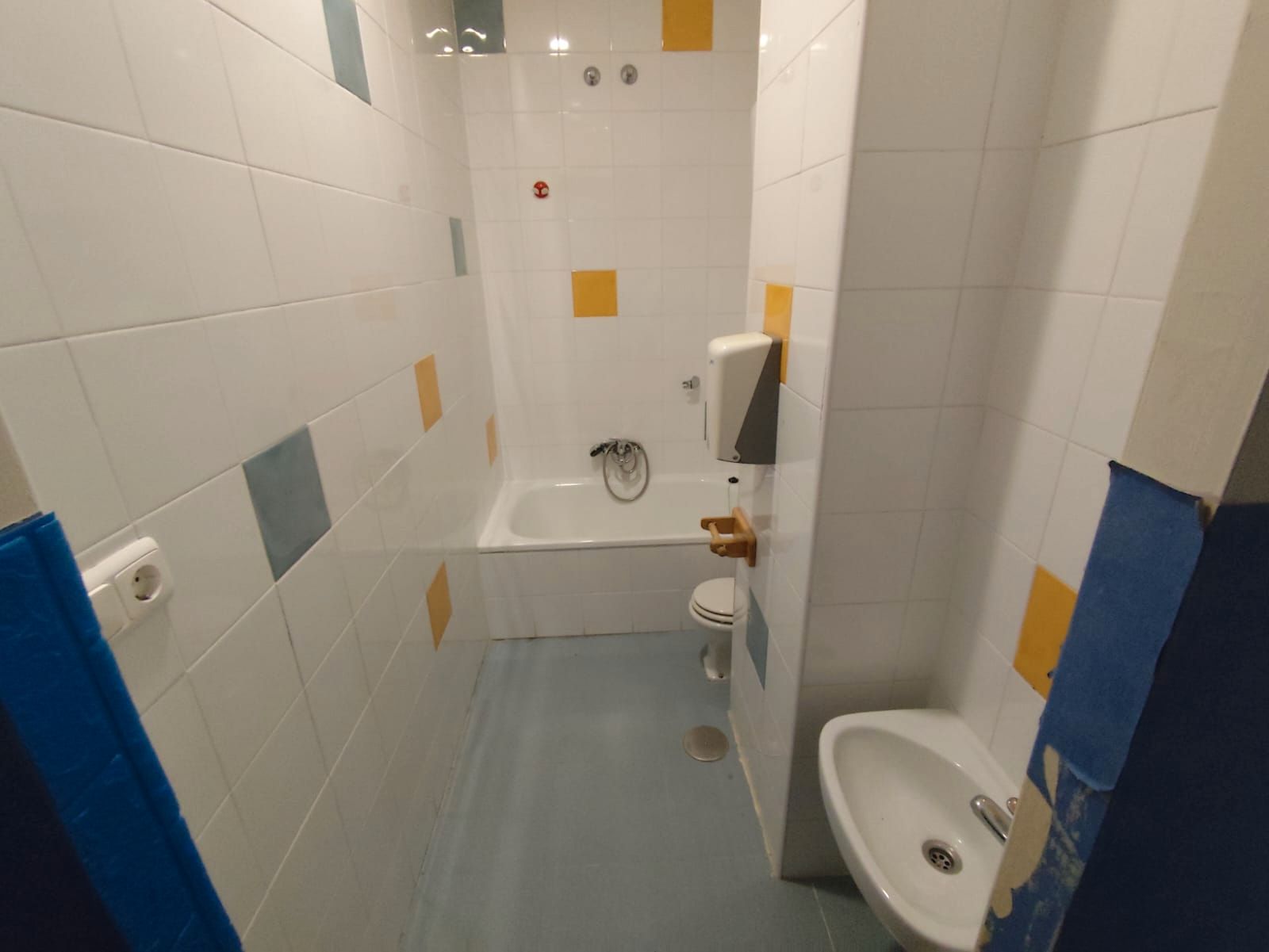Bathroom of Premises for sale in Valladolid Capital  with Heating and Parquet flooring