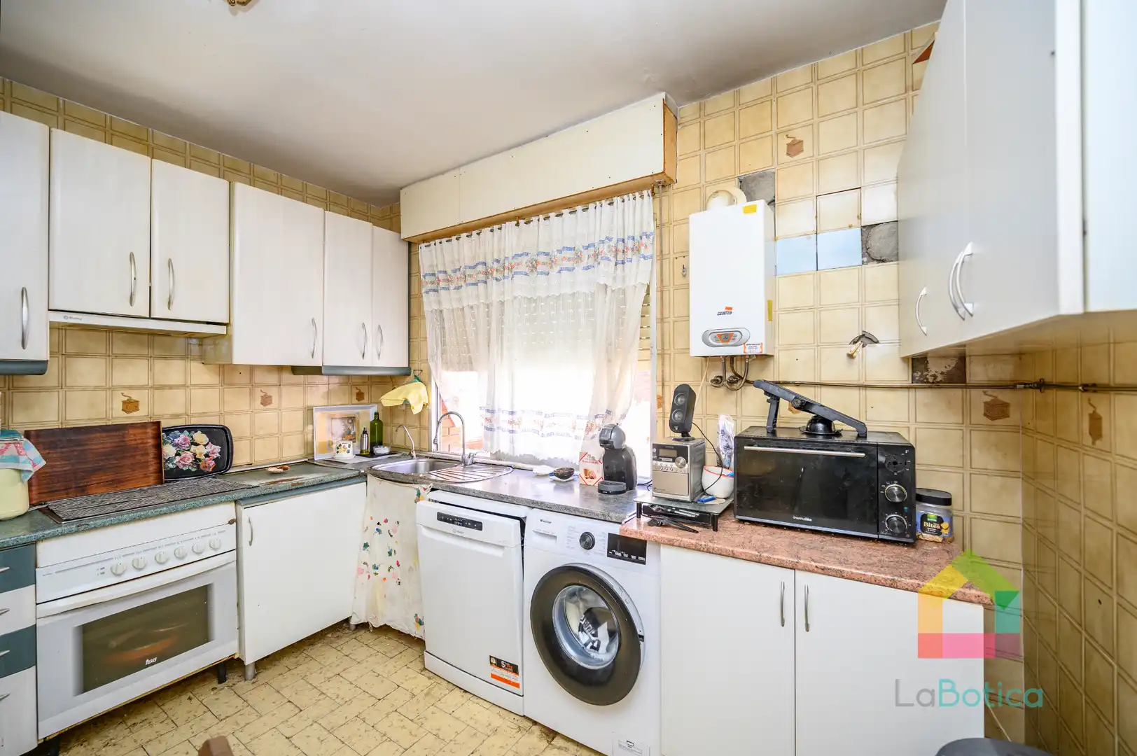 Kitchen of Flat for sale in Villasequilla  with Terrace