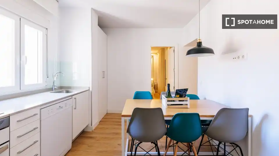 Appartamento con terrazza in affitto a Centro, imagen 6