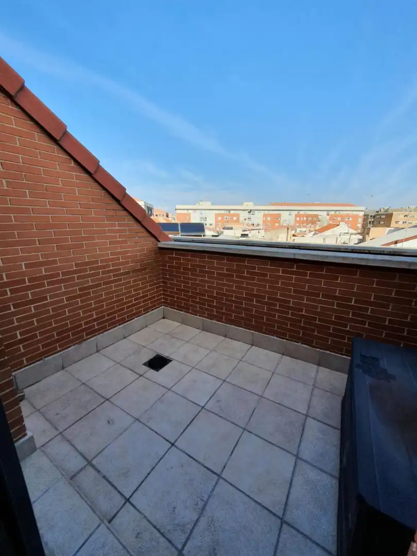 Terrassa de Dúplex en venda en Ciudad Real amb Aire condicionat, Calefacció i Terrassa