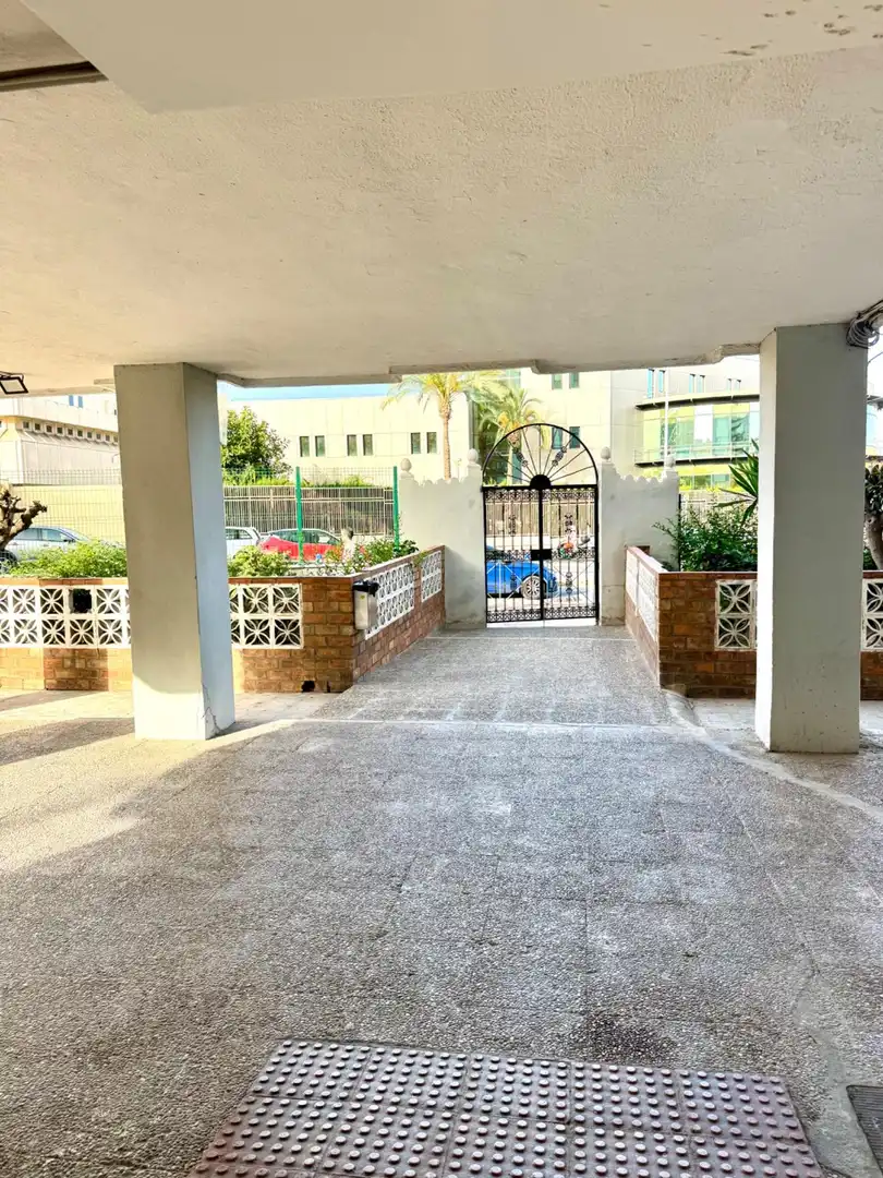 Parking de Piso en venta en Málaga con Calefacción y Amueblado