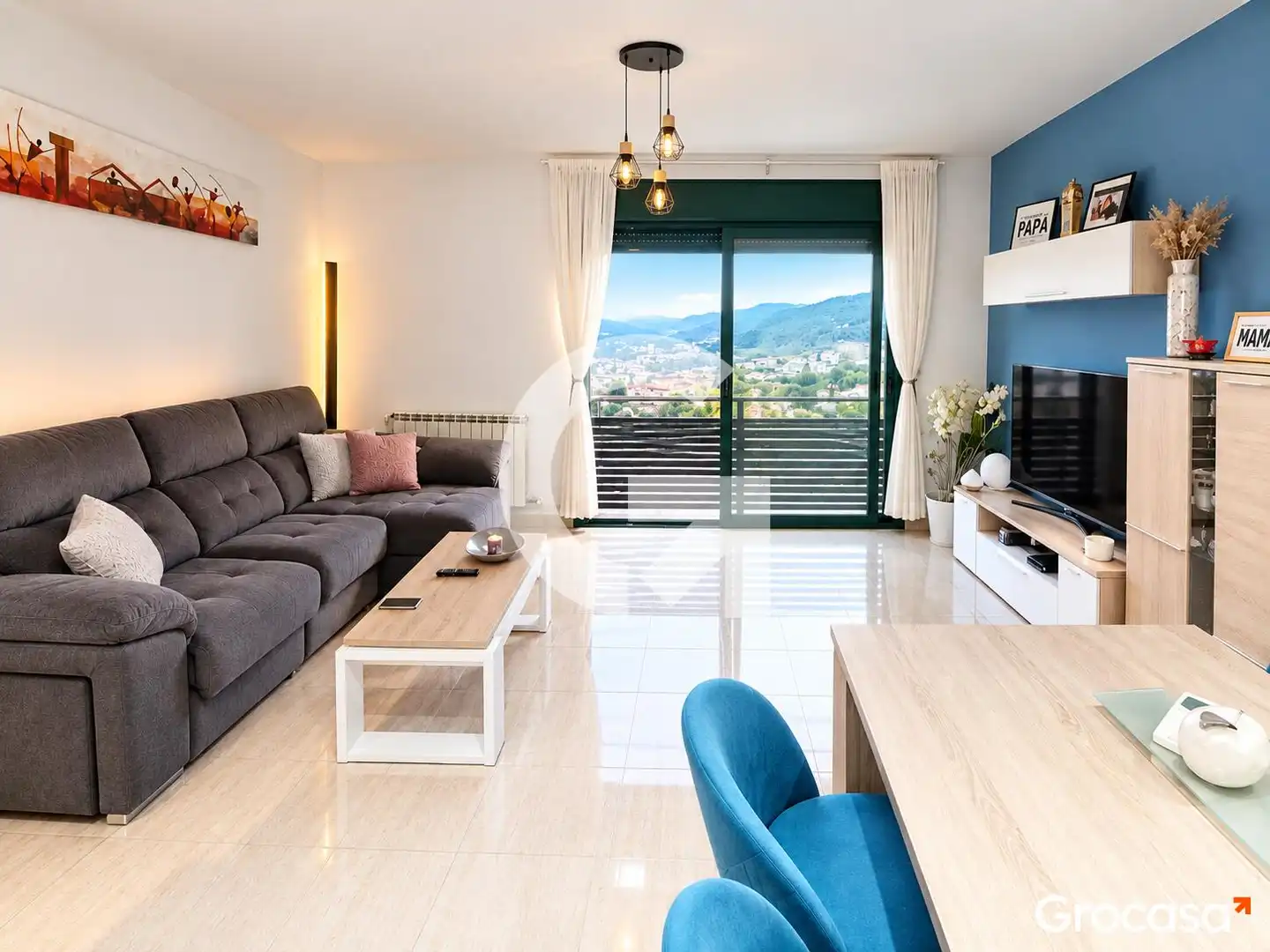 Sala d'estar de Casa o xalet en venda en Sant Vicenç Dels Horts, Barcelona