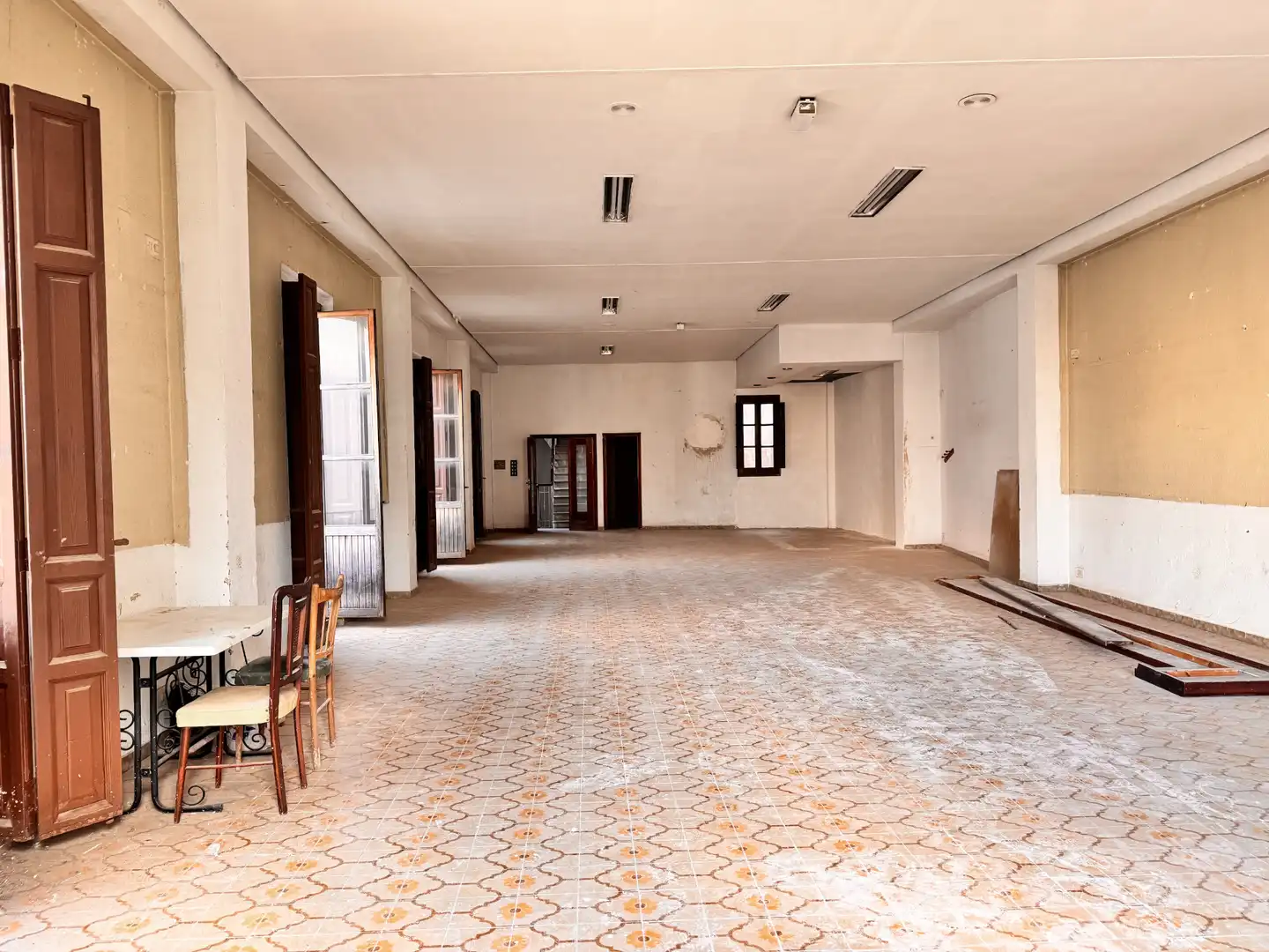 Gebäude zum Verkauf in Massamagrell
