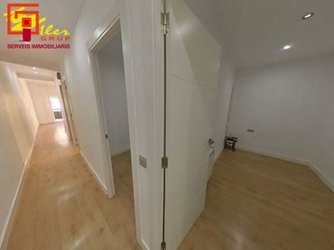 Appartamento con ascensore in vendita a Anselm Clave