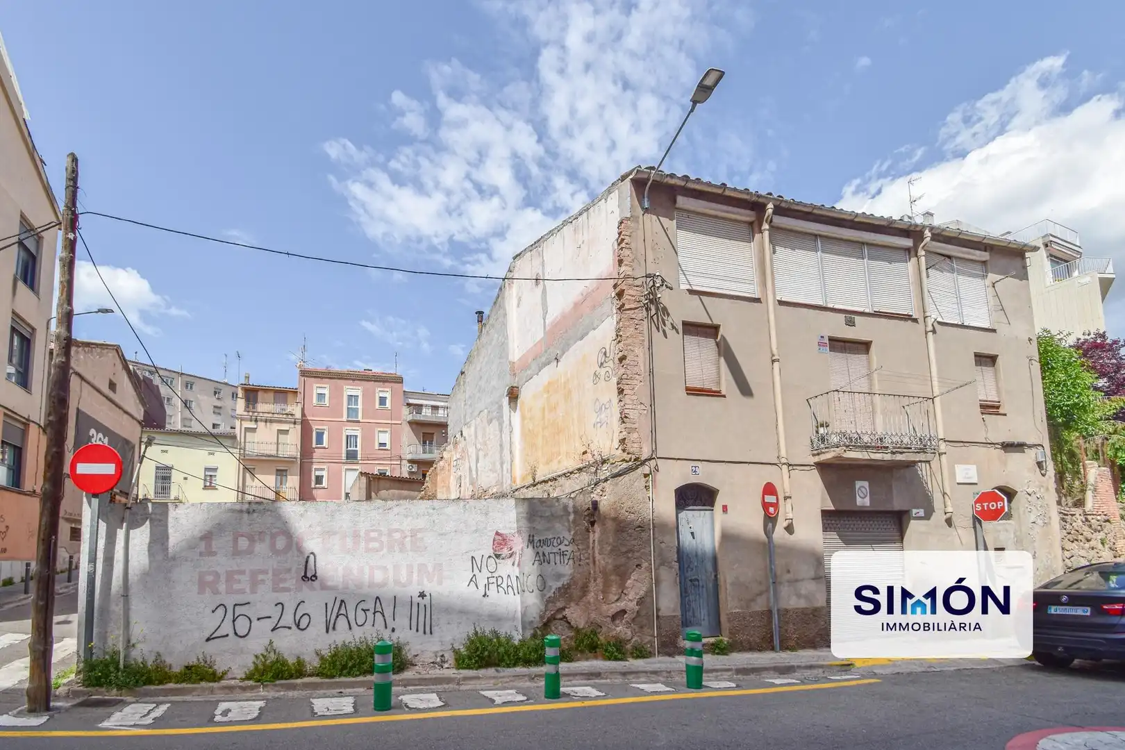 Außenansicht von Residential zum Verkauf in Manresa