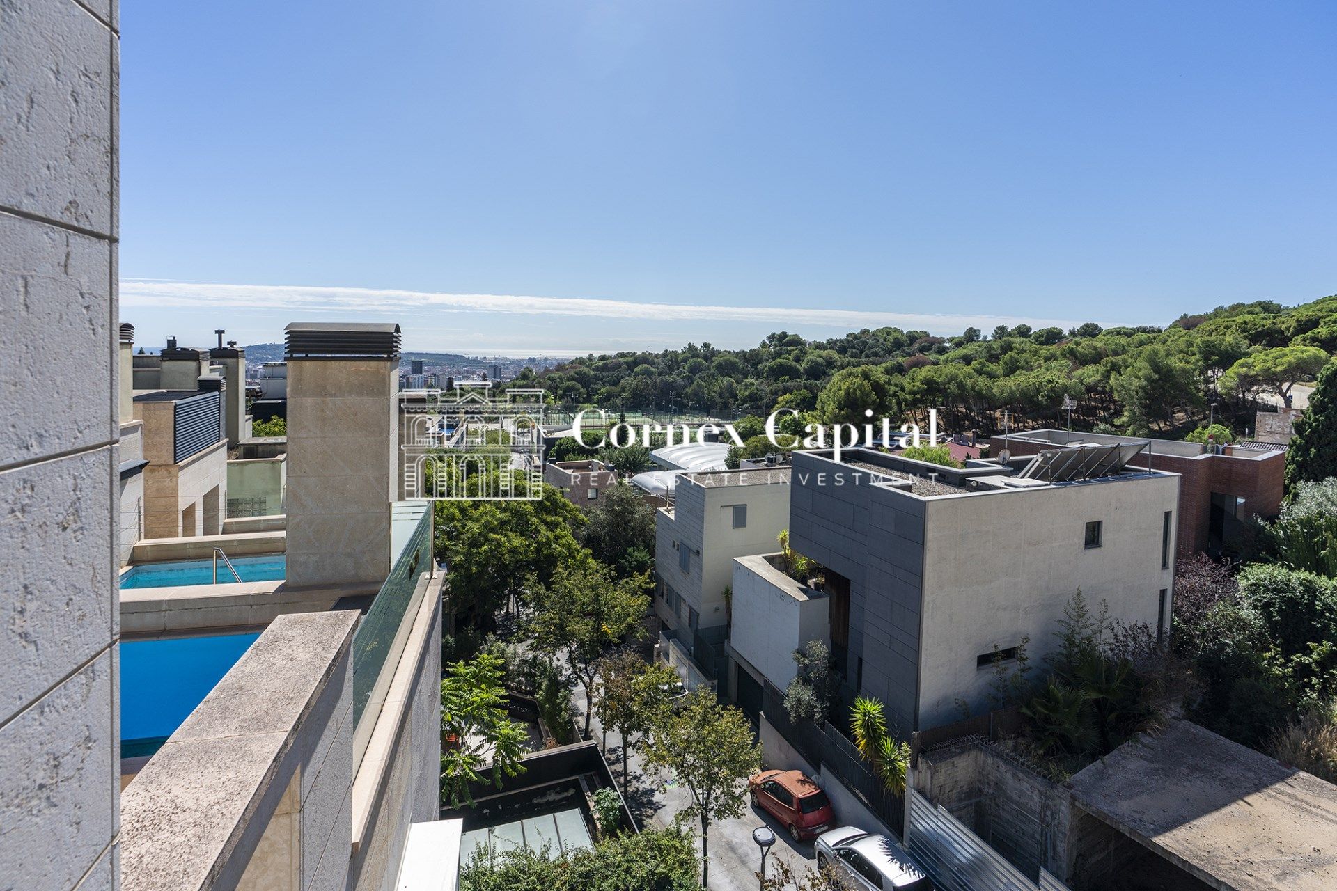 Exterior view of Single-family semi-detached for sale in  Barcelona Capital  with Air Conditioner, Heating and Terrace