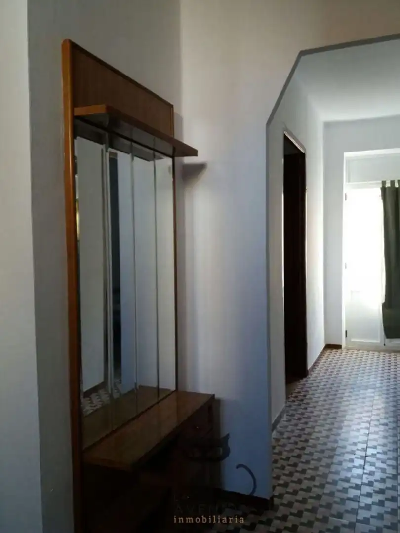 Haus oder Chalet zum Verkauf in Benetússer mit Privatgarten und Terrasse