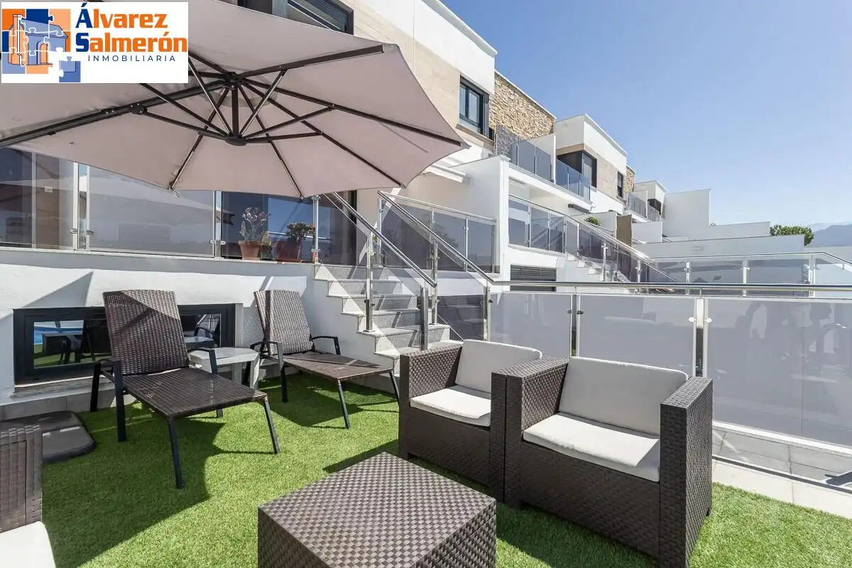 Chalet con terraza en venta en Calle Chimborazo, imagen 5
