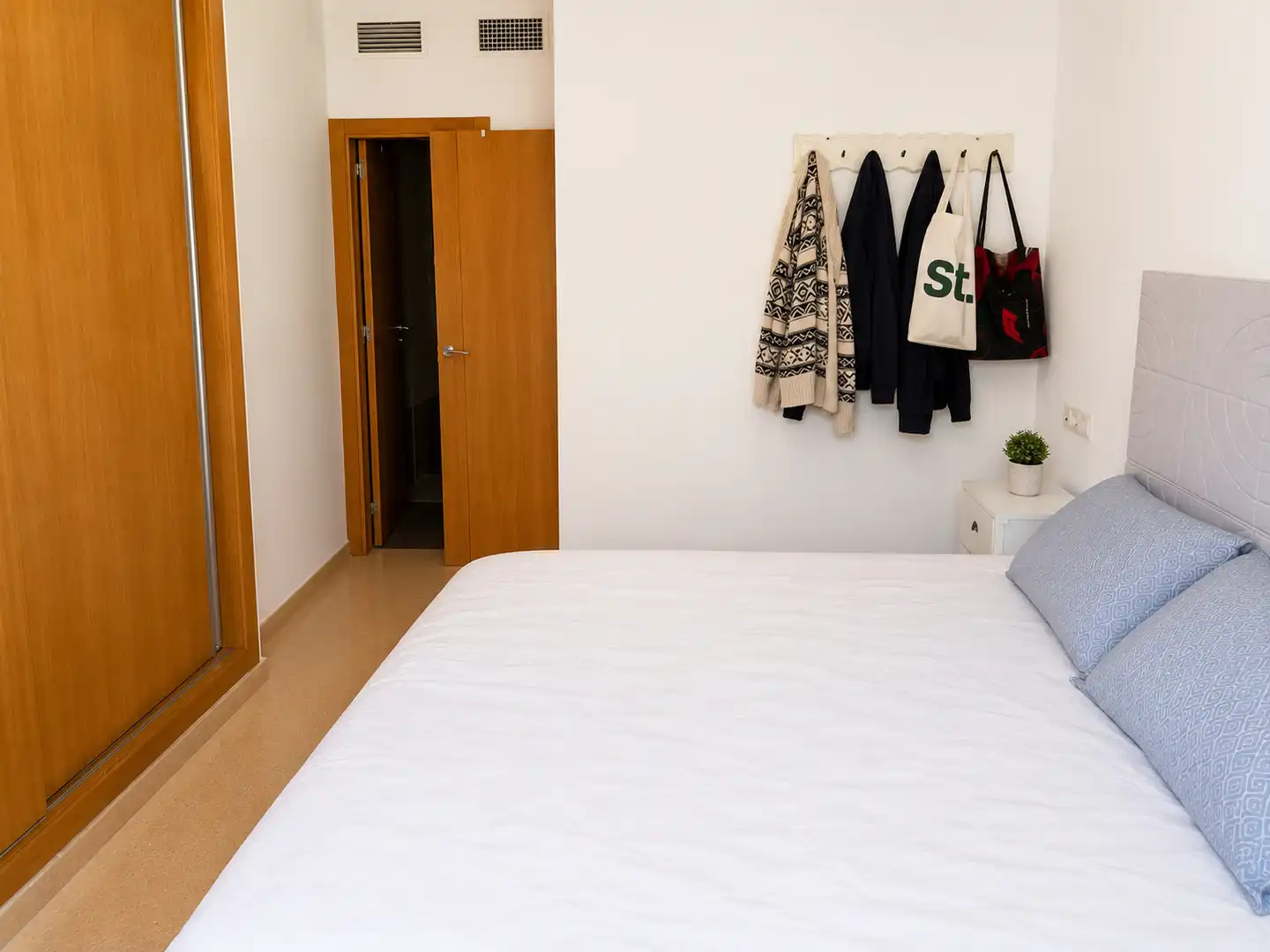 Bedroom of Attic for sale in San Vicente del Raspeig / Sant Vicent del Raspeig  with Air Conditioner, Terrace and Storage room