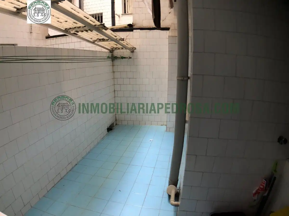 Study for rent in Calle cruz bermella (da), Zona de Plaza de Barcelos