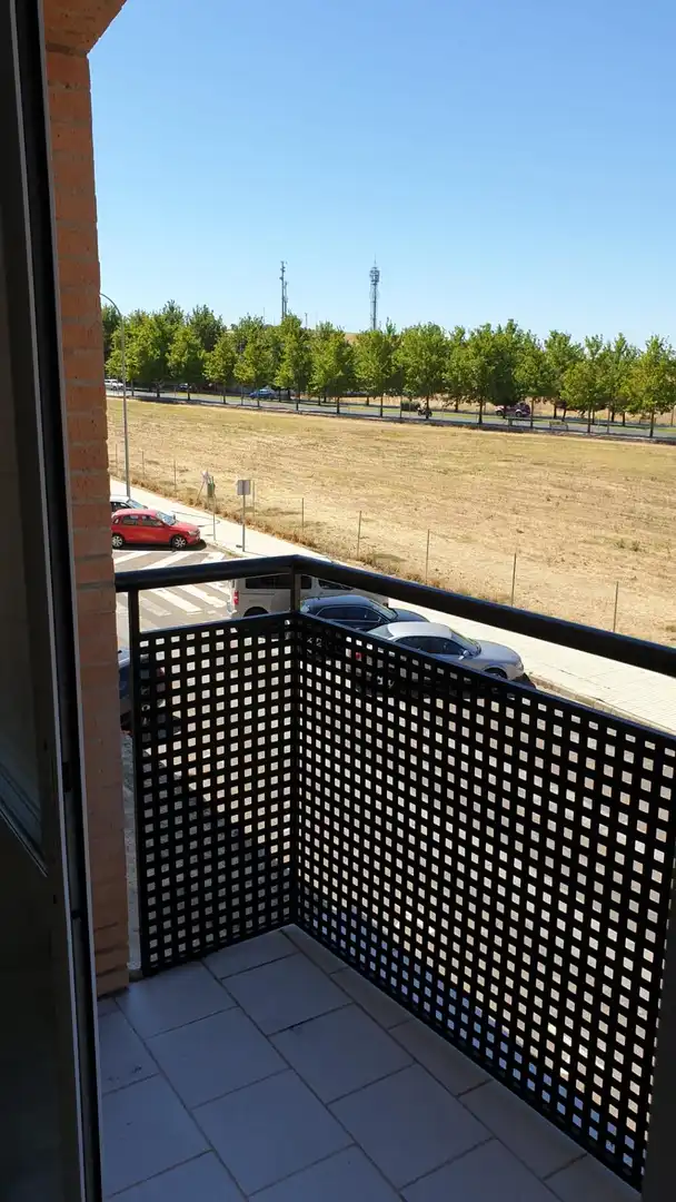 Piso con ascensor en venta en Maria Auxiliadora - Barriada de Llera, imagen 14