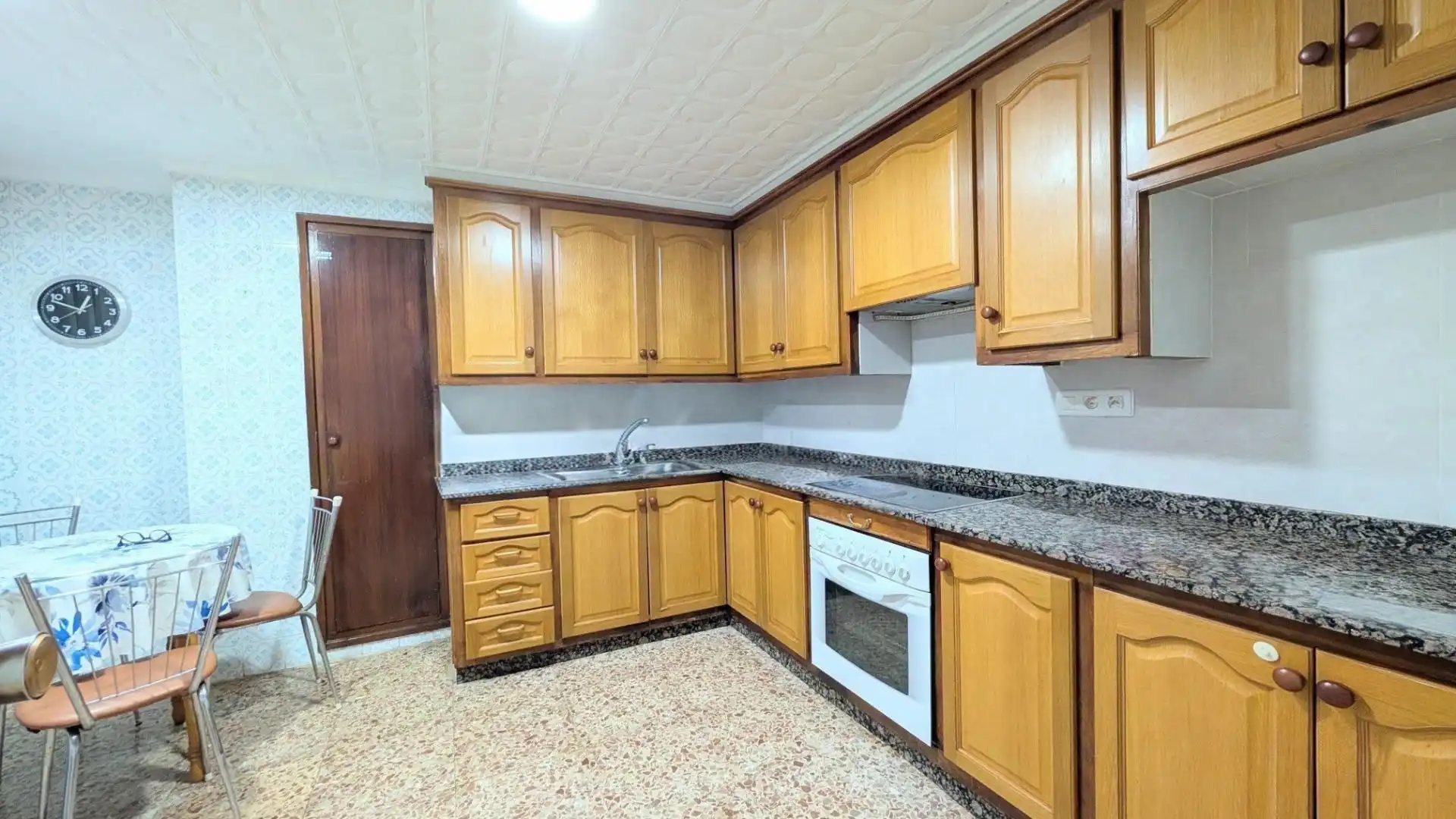 Flat with terrace for sale in Elche ciudad, imagen 2