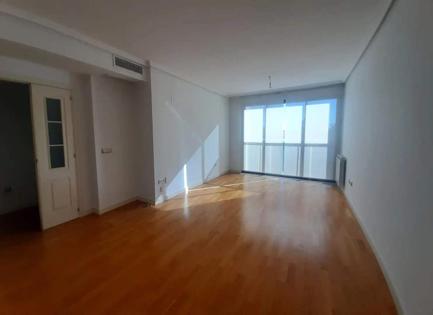 Sala de estar de Piso de alquiler en Madrid con Aire acondicionado, Calefacción y Parquet