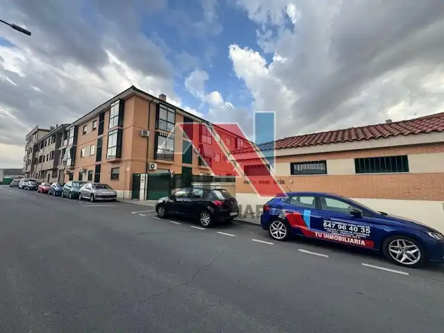Vista exterior de Pis en venda en Fuensalida amb Balcó i Piscina comunitària