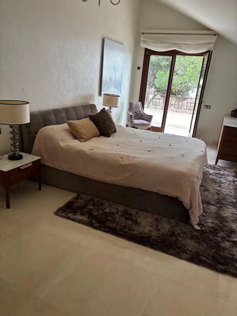 Dormitori de Àtic de lloguer en Marbella amb Aire condicionat, Terrassa i Piscina