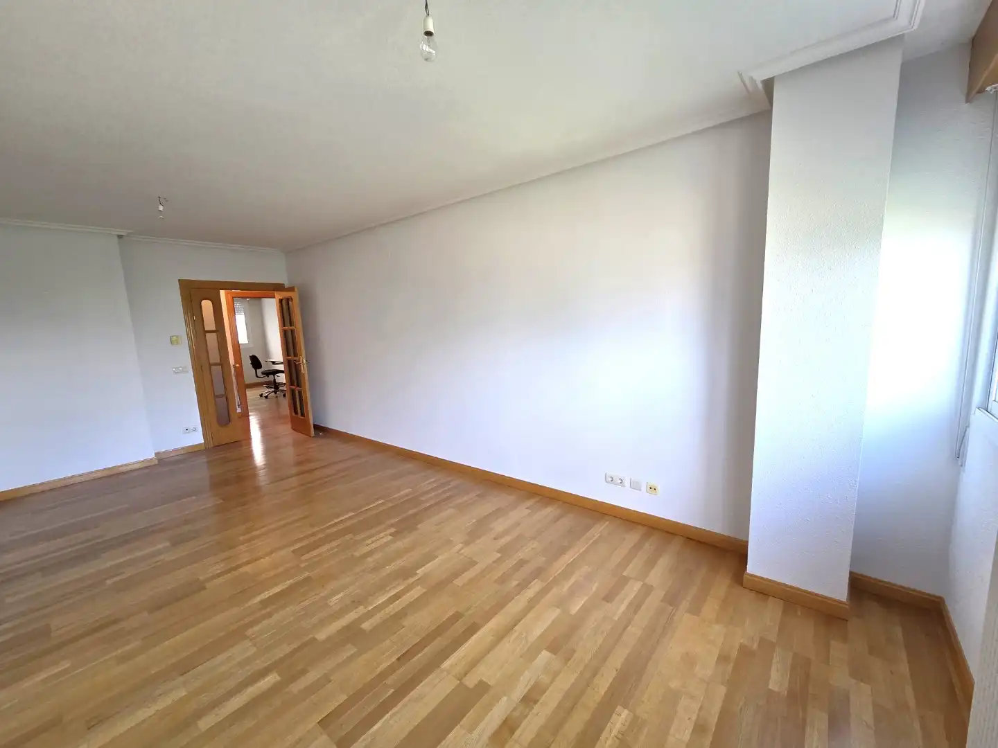 Dormitori de Pis en venda en Burgos amb Calefacció, Parquet i Traster