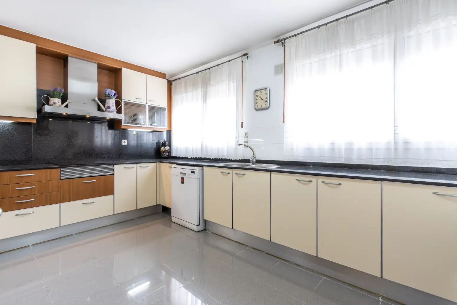 Cuina de Àtic en venda en Terrassa amb Calefacció, Terrassa i Balcó