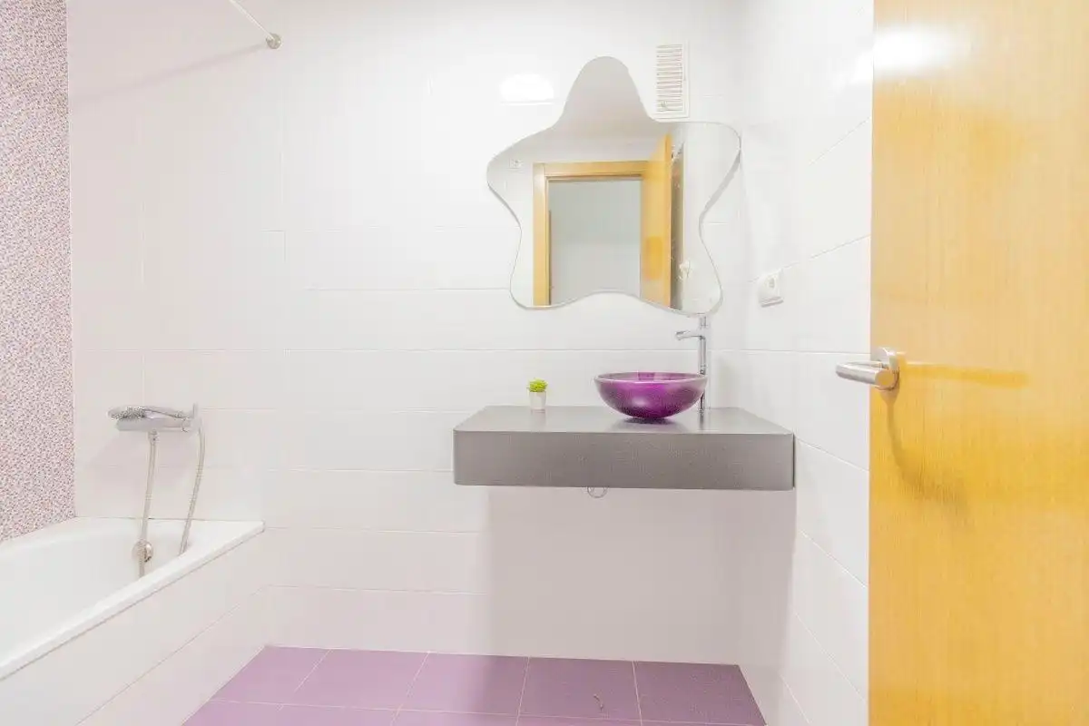 Bathroom of Flat for sale in Faura  with Air Conditioner and Heating