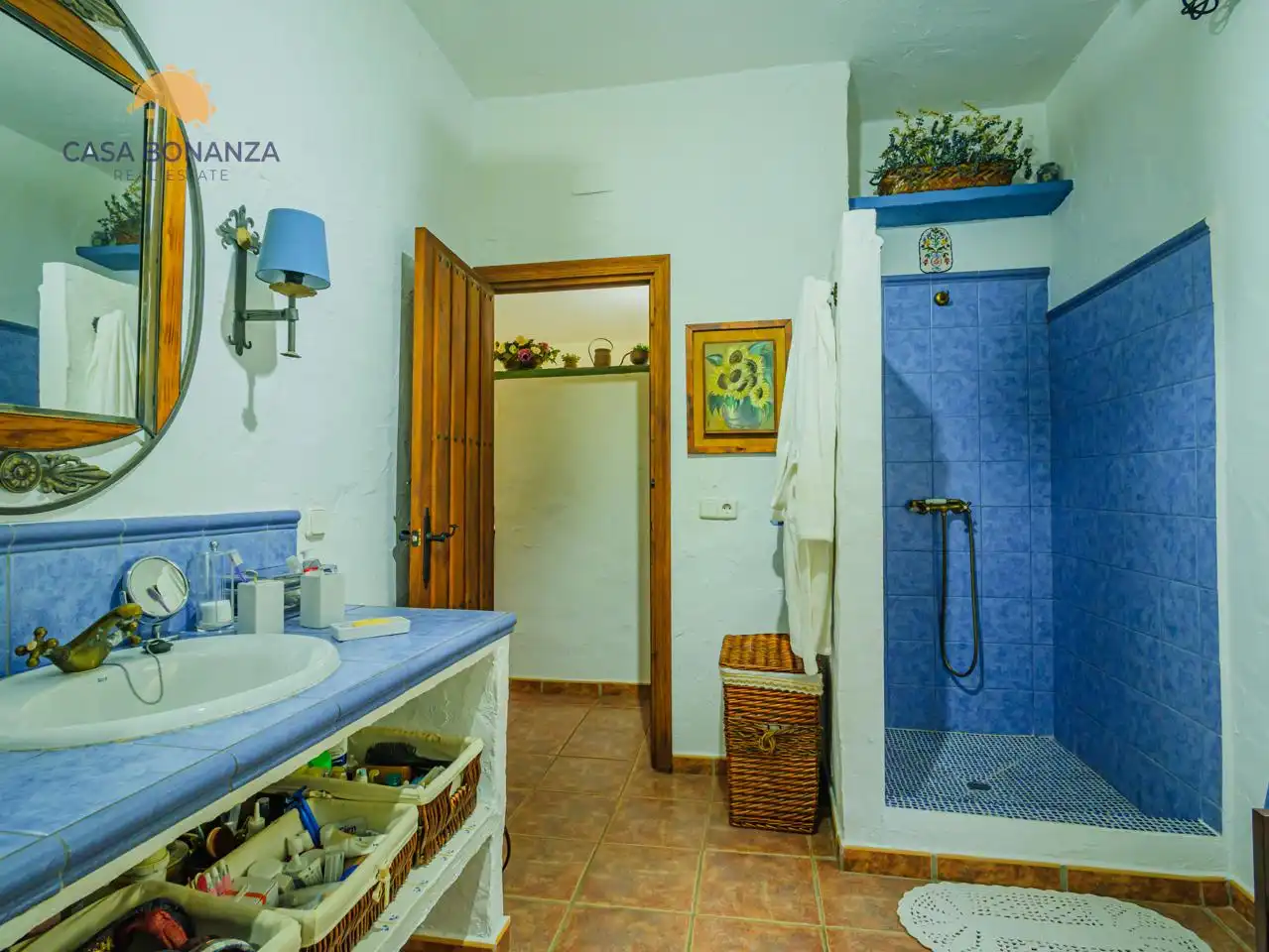 Baño de Finca rústica en venta en Jete con Aire acondicionado, Jardín privado y Terraza