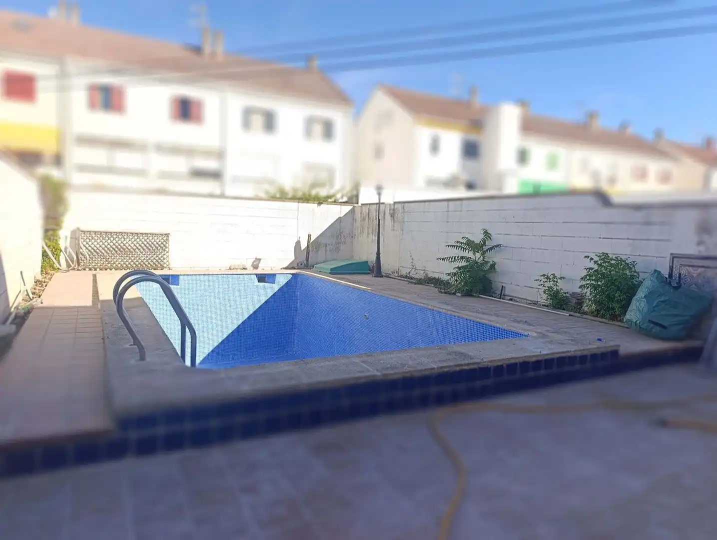 Chalet con piscina en venta en Calle Escultor García Corona, imagen 4