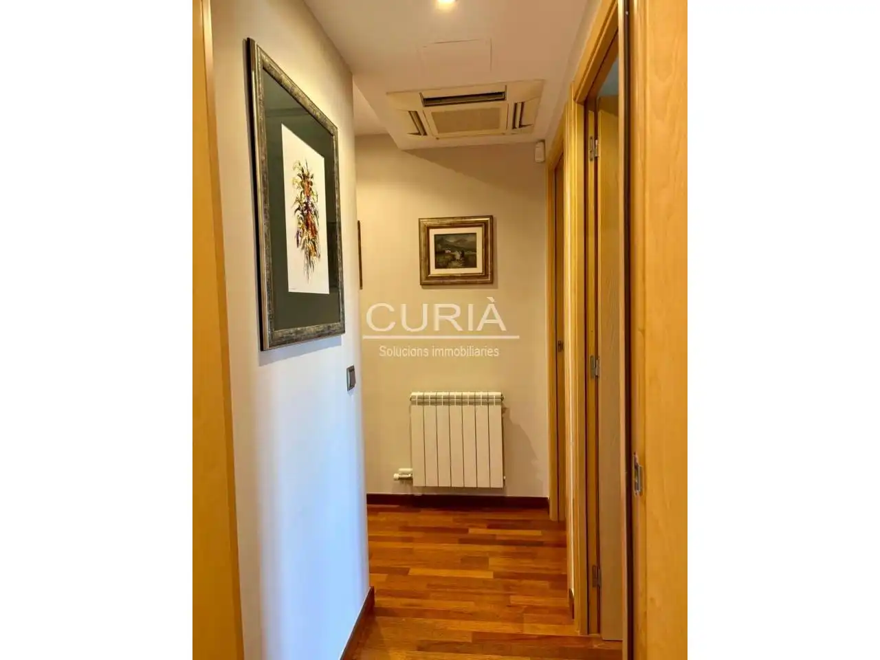 Piso en venta en Instituts - Universitat