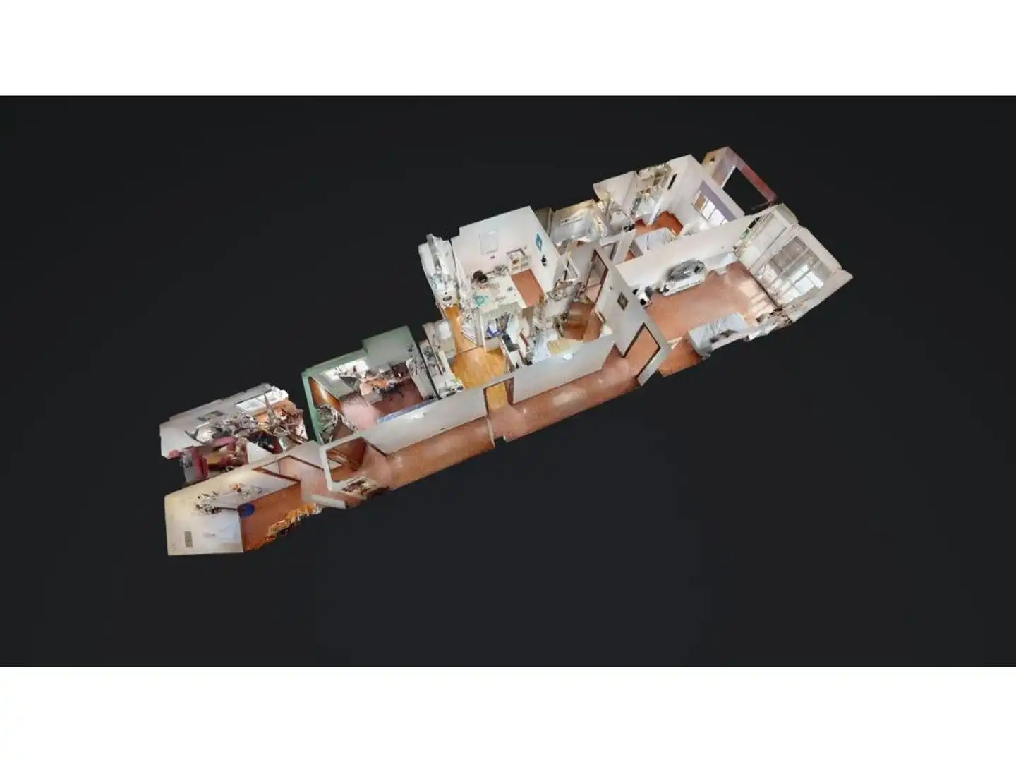 Flat for sale in Valencia  with Air Conditioner