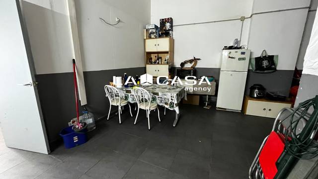 Local comercial en Venta en Carrer del Pont del Treball Digne en La Sagrera